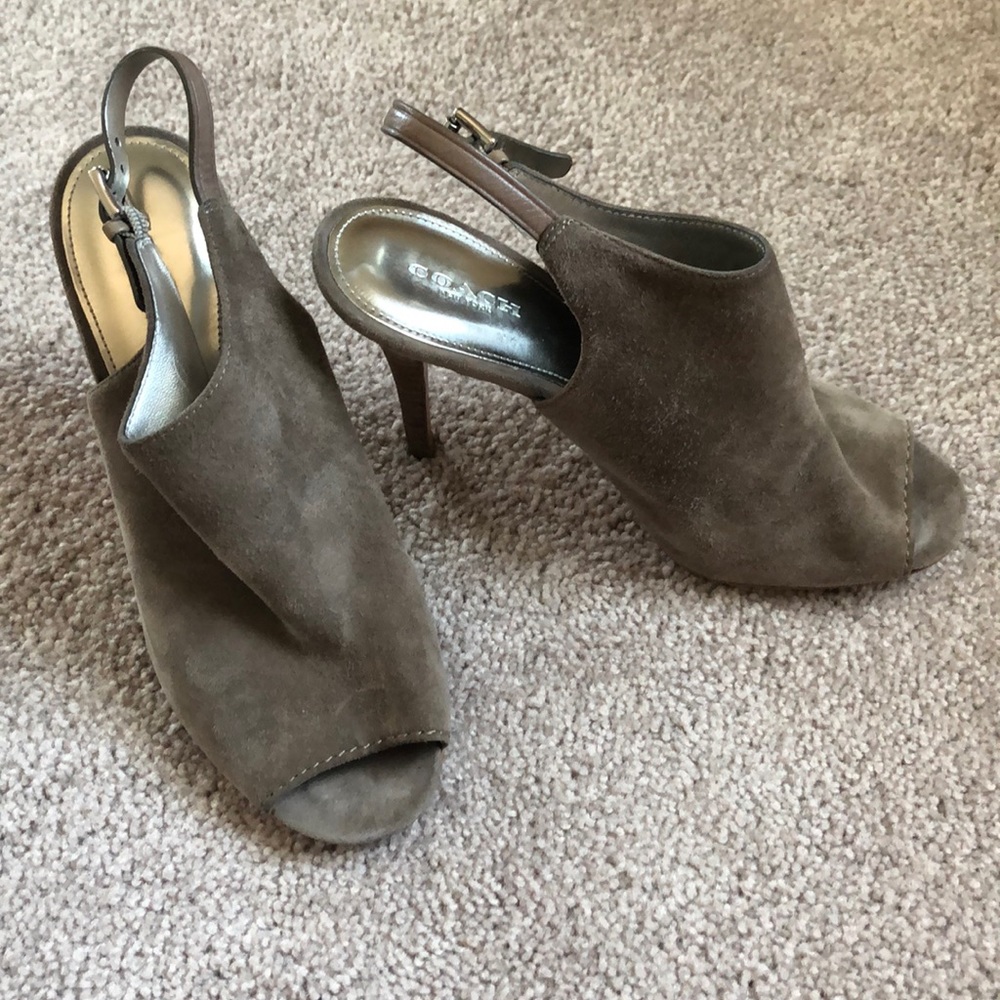 Peep toe heels
